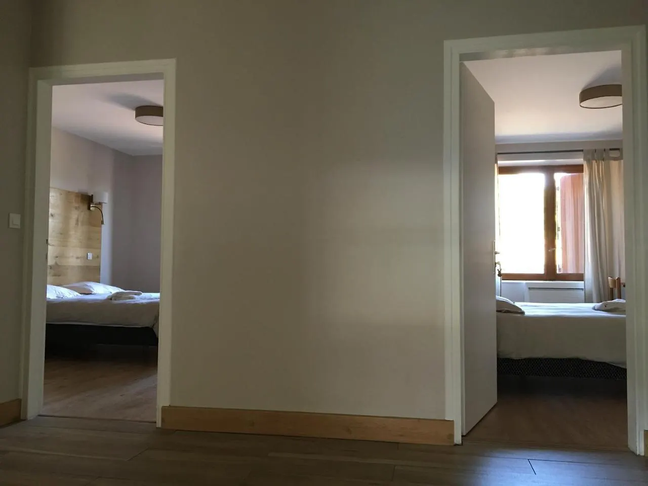 Hotel De La Poste Villeneuve-d'Allier France